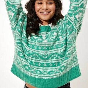 AMERICAN EAGLE WOMENS GREEN WHITE FAIR ISLE CREWNECK SWEATER SMALL